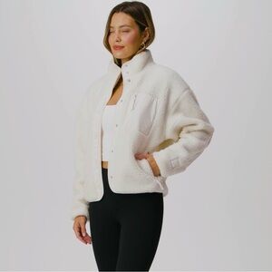 Cozy Tahoe Teddy Jacket by Fabletics in Cream NWT - SOLD OUT online! 🐑
